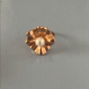 Elegant rose Gold Flower Ring with pearl